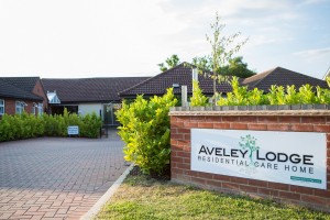 aveley-lodge